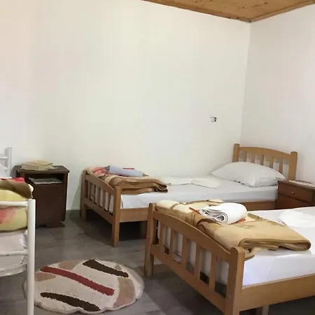 Zariklis Vendégház *